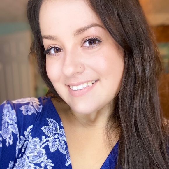 Meet your Posher, Jess - Picture 1 of 1